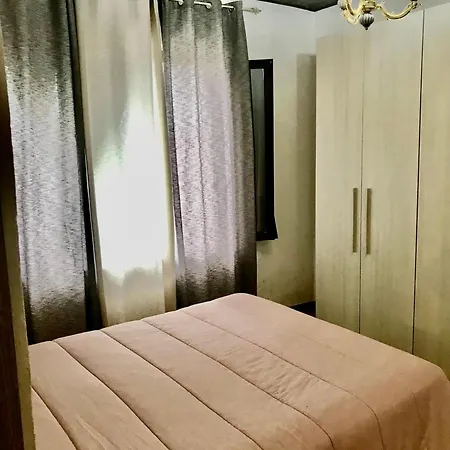 Casa *